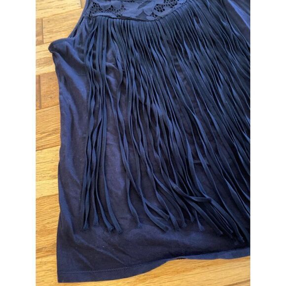 SOHO New York & Co women's navy blue fringe sleeveless racerback tank top size M - Picture 2 of 6
